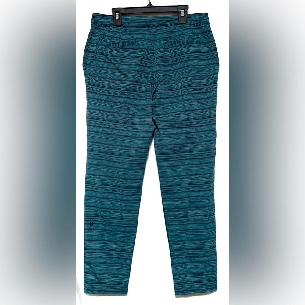 Lululemon Jet Crop Track Pants Travel Athleisure Casual Gym Workout Yoga - Picture 5 of 9